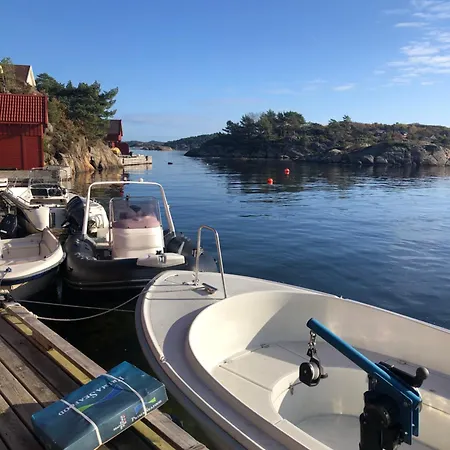 Fantastic On Island With Boat * Okse